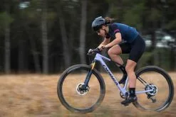 Mtb Orbea Alma H20 Turkos -Trek Myyntikauppa ALMA20shooting action1420 20Small 1