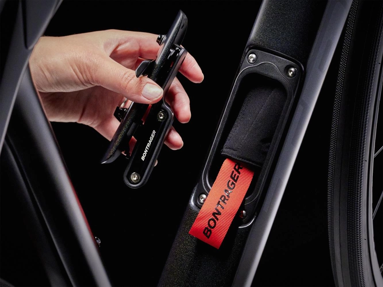 Racercykel Trek Domane Sl 6 Gen 4 Svart 5 Racercykel Trek Domane Sl 6 Gen 4 Svart - Image 5