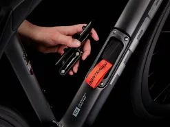 Racercykel Trek Domane Slr 7 Gen 4 Svart 15 Racercykel Trek Domane Slr 7 Gen 4 Svart -Trek Myyntikauppa G 601842786215 5