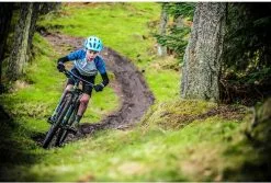 Frog Bikes Frog Mtb 72 Harmaa Metallic/Neonvihreä 7 Frog Bikes Frog Mtb 72 Harmaa Metallic/Neonvihreä -Trek Myyntikauppa g2 1